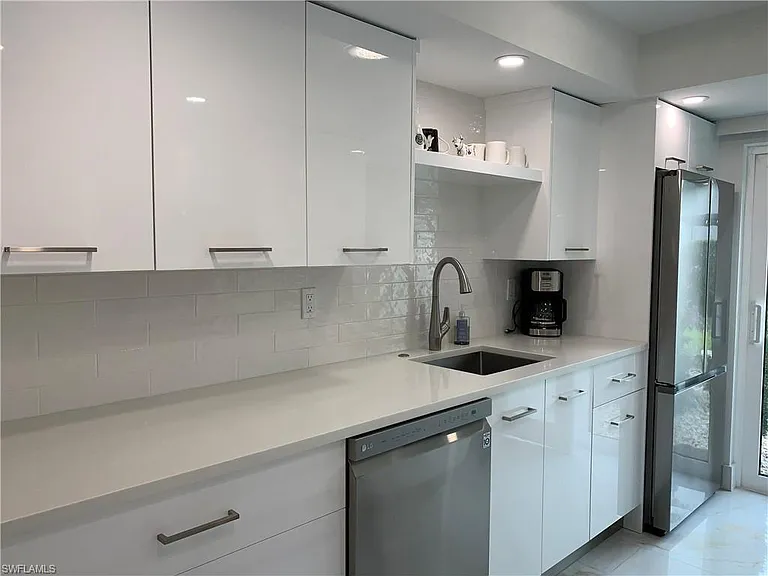 4082 Belair Ln #9 — Photo 9