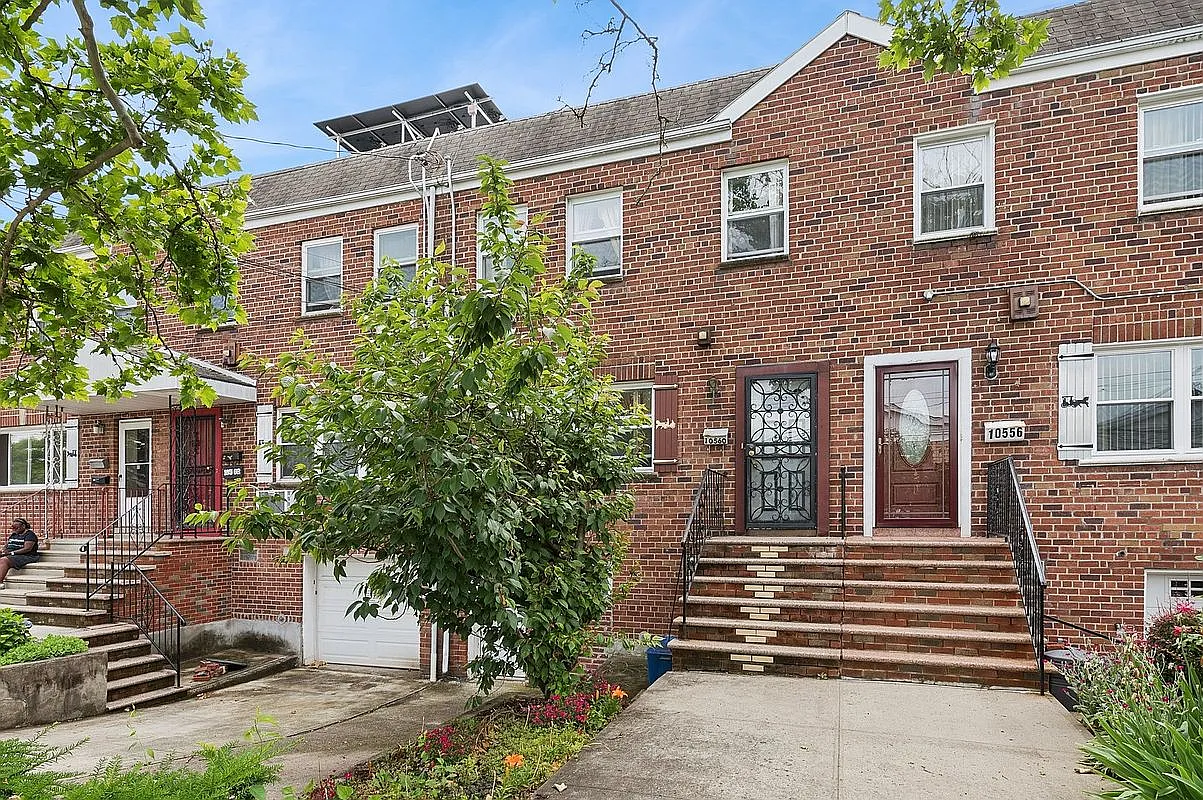 10560 Flatlands 2 St photo 1