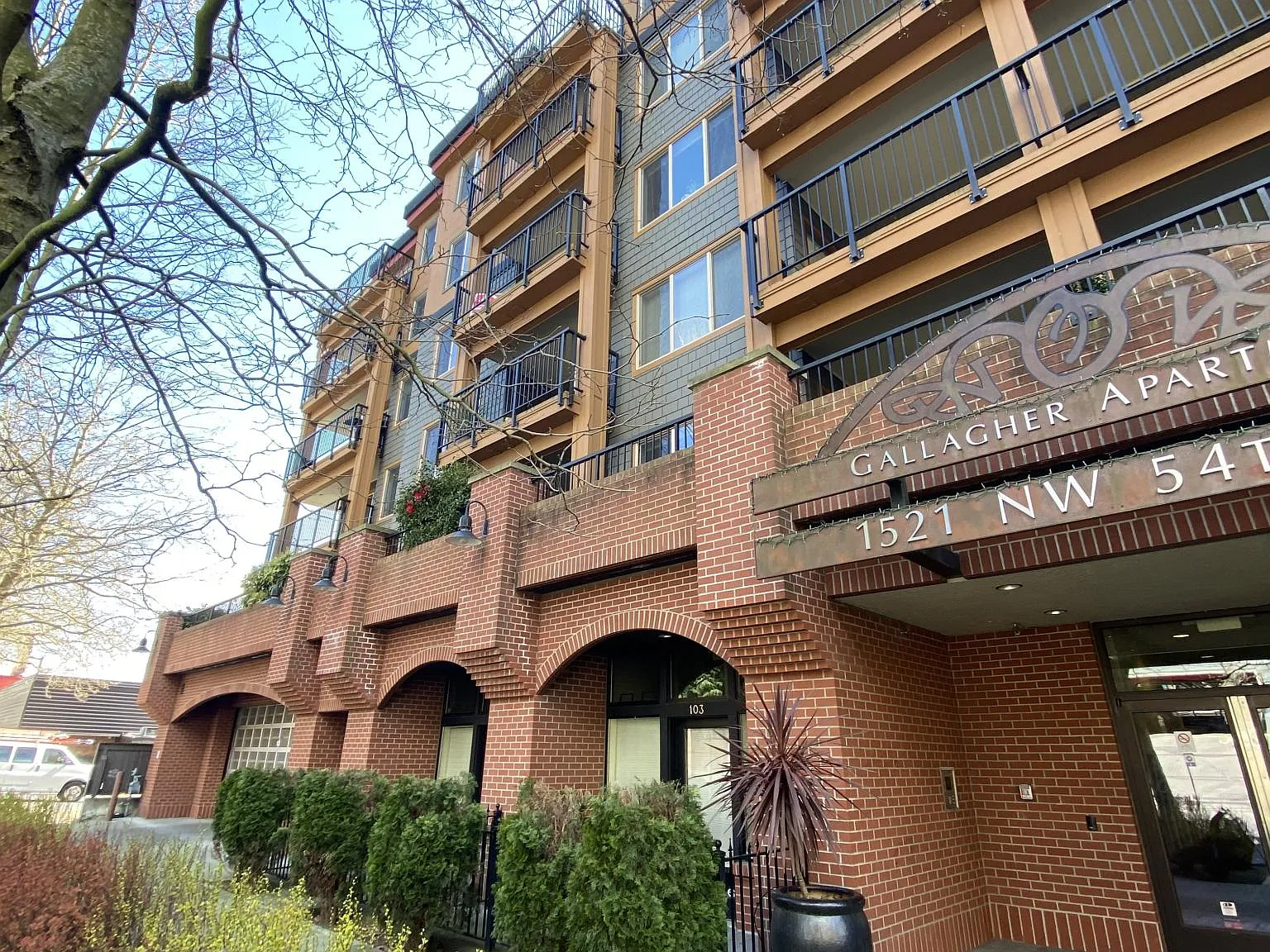 Gallagher Apartments — Photo 3