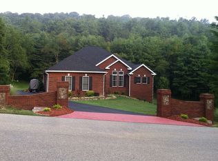 3039 Water Plant Rd, Draper, VA 24324