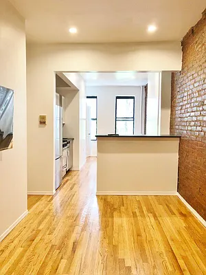 Rented by Best Apartments North Inc | media 39