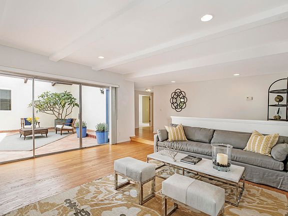 5th image of 1297 Bel Air Dr