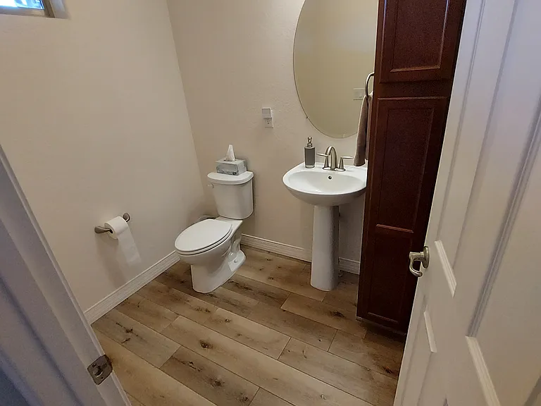 2868 W Presidio Dr — Photo 8