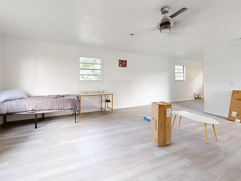 850 Reynolds Ln — Photo 17