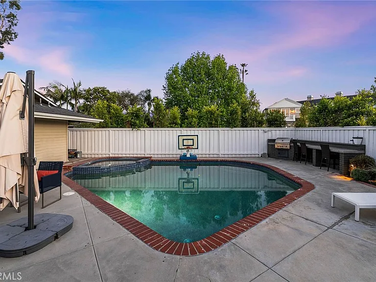 1800 Glenwood Ln — Photo 43