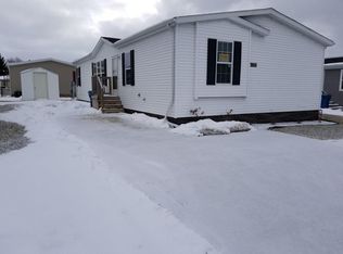 6270 Diana Way, Fenton, MI 48430