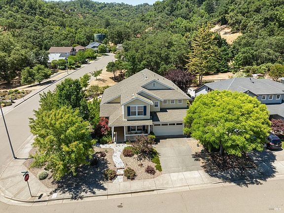 2nd image of 322 Buckeye Circle