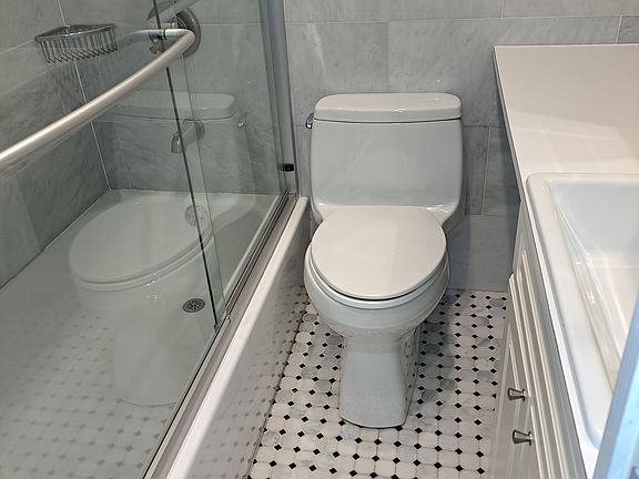 4th image of 216 W 100th St APT 712