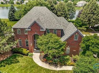 3406 Swan Ridge Ln, Maumee, OH 43537