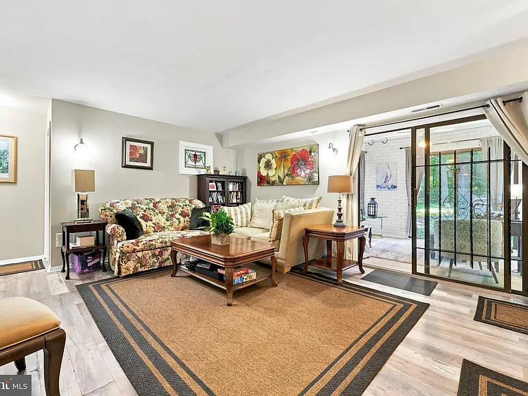 53 W Bluebell Ln #A — Photo 4