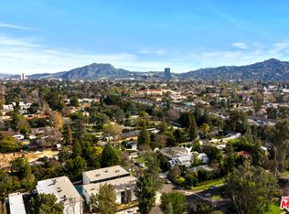 11852 Kling St, Valley Village, CA 91607