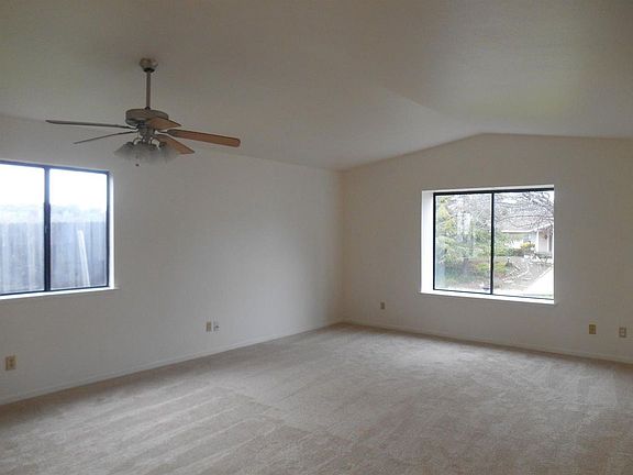 2nd image of 5324 Skycrest Ct