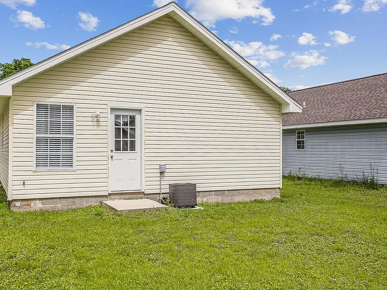 8410 Jarmen Ln — Photo 29