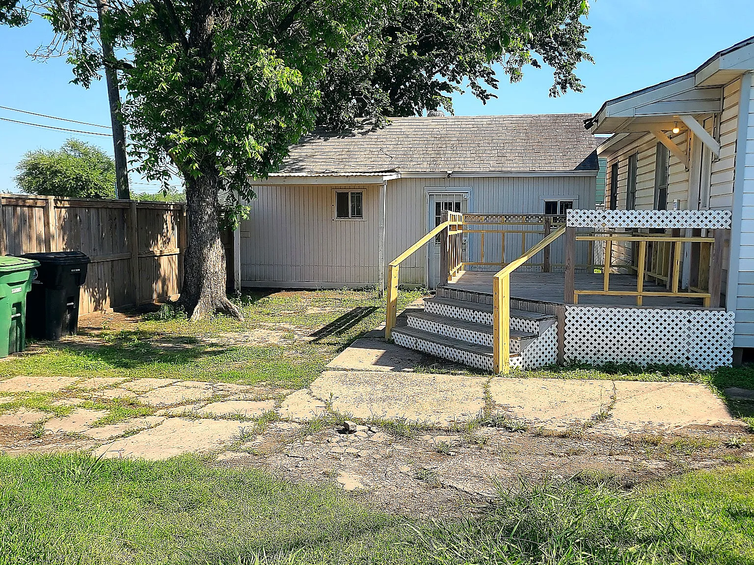 2 bed, 680 sqft, $1,200 — Photo 2