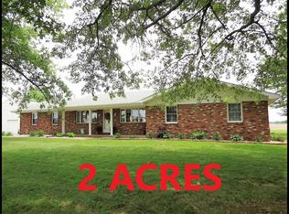 6222 Marine Rd, Alhambra, IL 62001