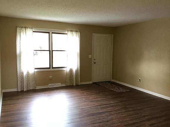 5th image of 1406 24th Ave N