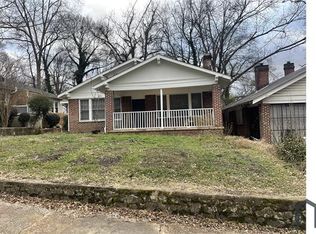 1586 Olympian Way SW, Atlanta, GA 30310