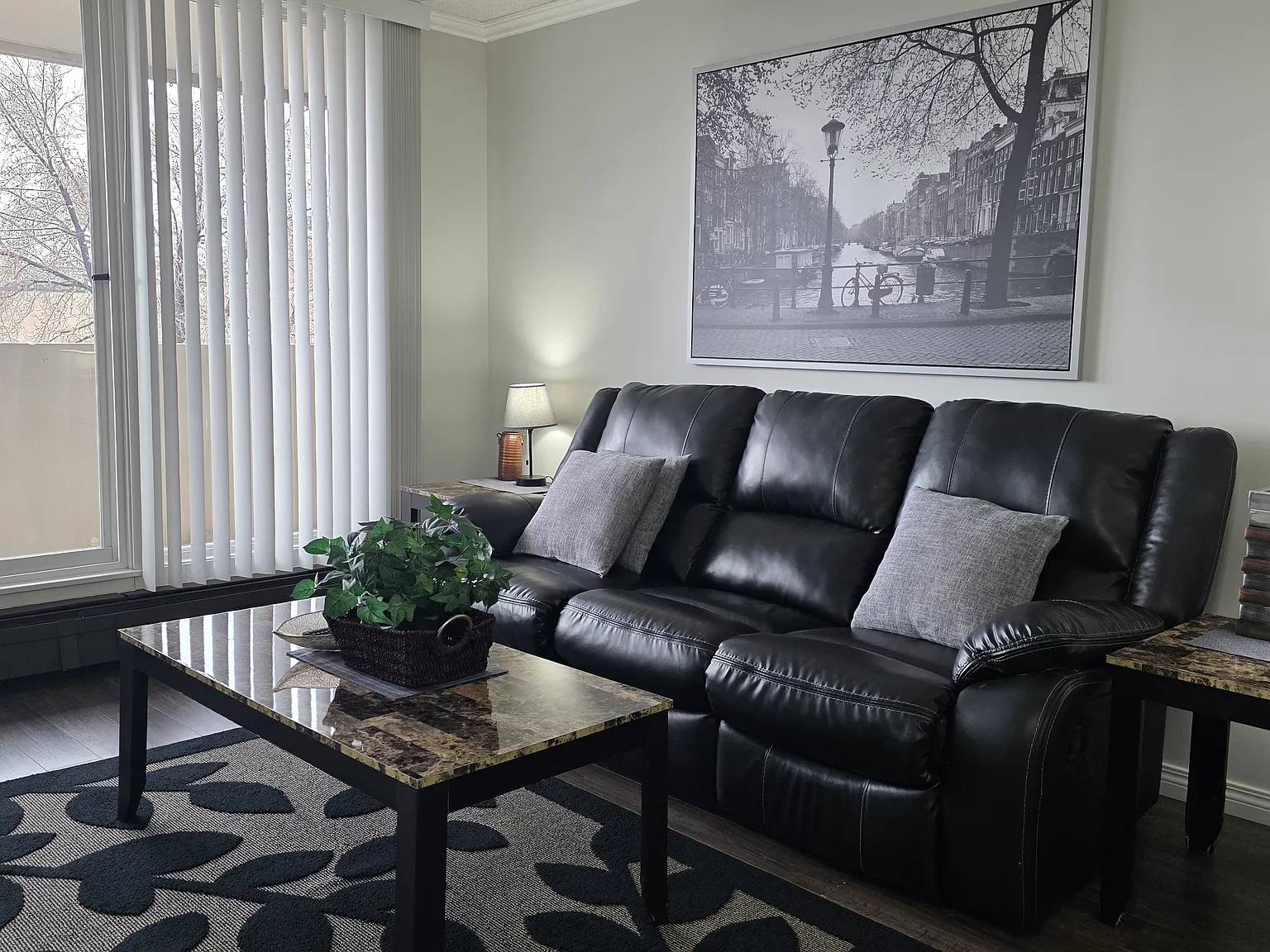 1 bed, 630 sqft, $2,295 — Photo 3
