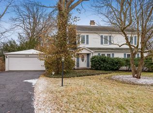 1318 Bob O Link Rd, Highland Park, IL 60035