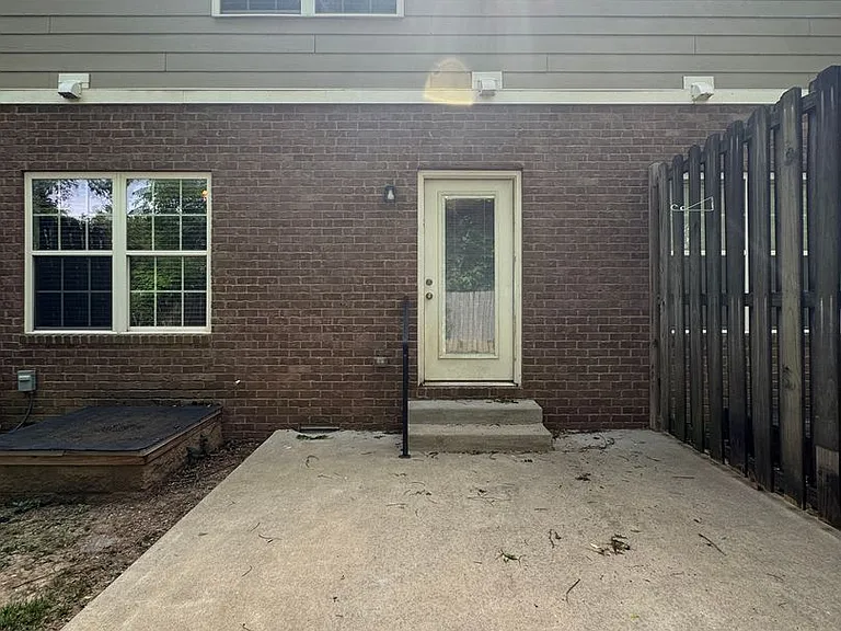 176 Middle Bridge Stub Rd — Photo 5