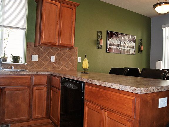 4th image of 7406 NE 54th Cir