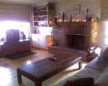2nd image of 601 W Cherry Ave