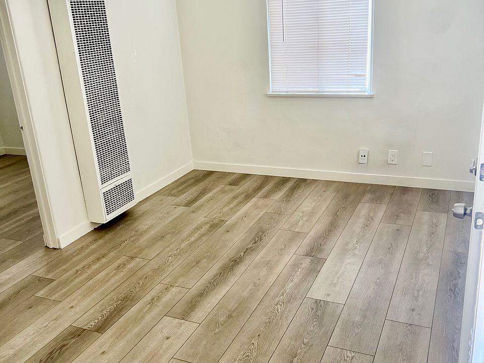 1st image of 380 4th Ave