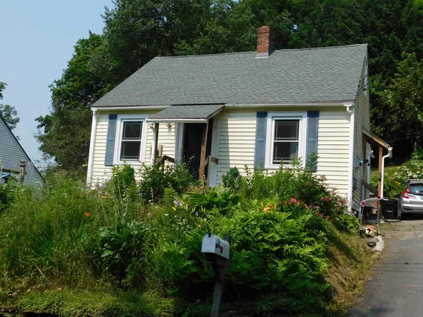 6 Curtis Street, Springfield, VT 05156