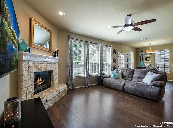 4th image of 238 Turnberry Dr