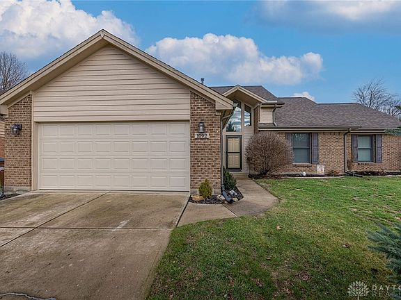 3rd image of 1092 Crede Way