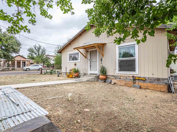 2502 Guatemozin St, Laredo, TX 78043