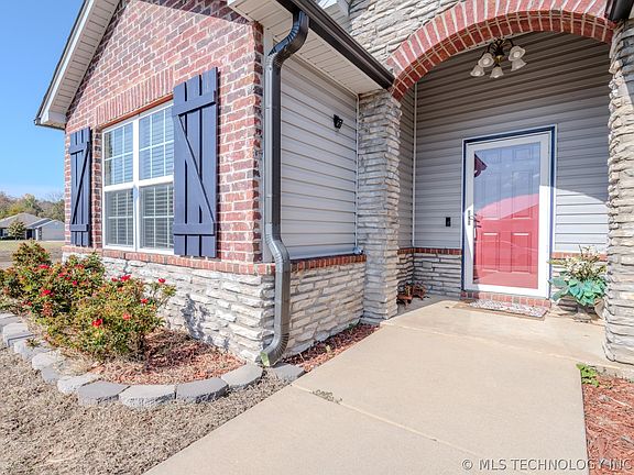 2nd image of 5811 E 146th Pl S