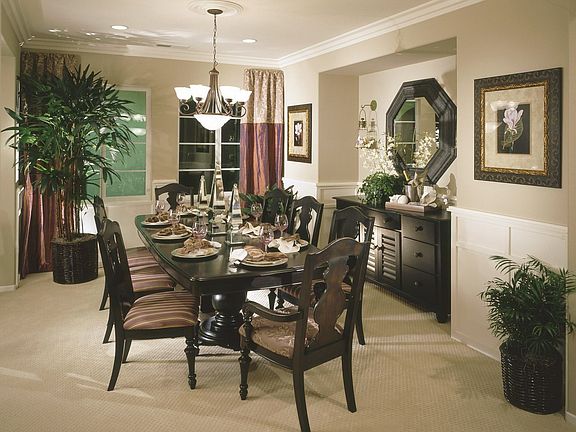 dining room of model home