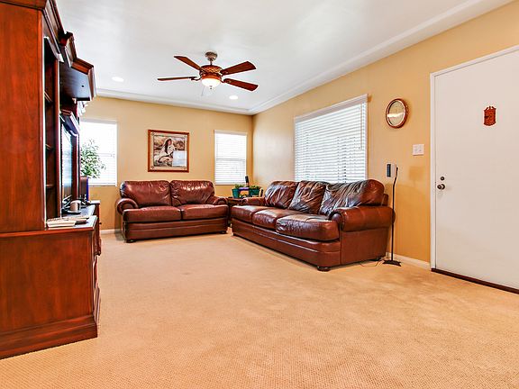 5th image of 3724 Hellman Ave