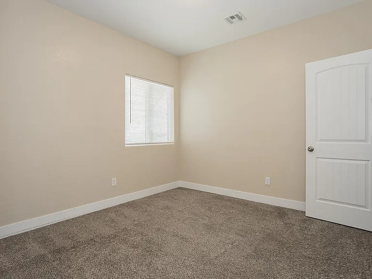 1741 S Dandelion St #2 — Photo 24