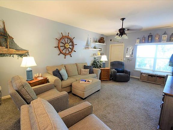 2nd image of 620 Southbranch Dr