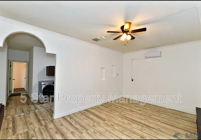 13136 Wellington Dr — Photo 21