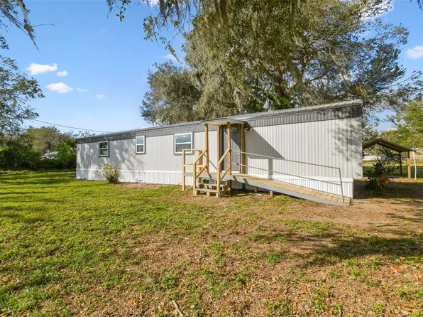 8408 Bob Wiggs Ave, Lithia, FL 33547