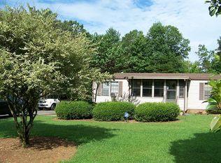 657 Beamer Rd, Mount Airy, NC 27030
