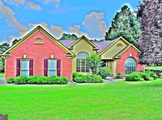 450 Running Fawn Dr, Suwanee, GA 30024