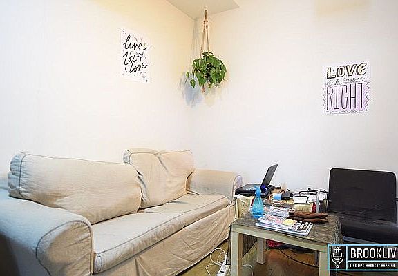 3rd image of 642 Wilson Ave APT 2L