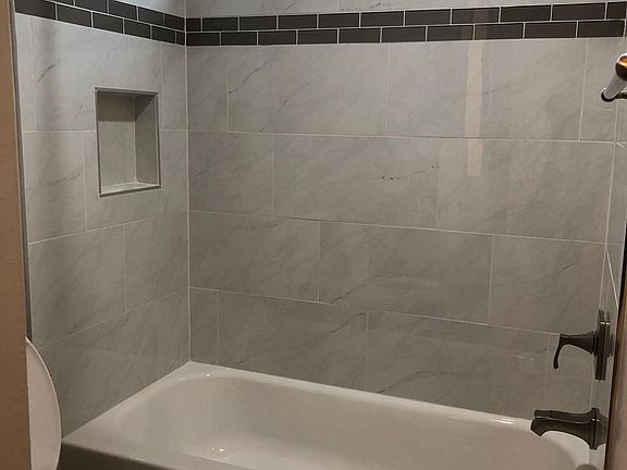 2nd image of 4117 W 129th St APT 23