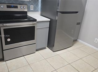 8901 Wiles Rd APT 303, Pompano Beach, FL 33067