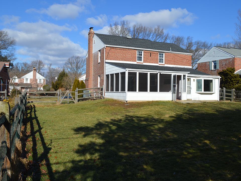Rear House and Yard