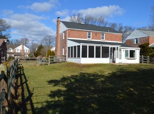 502 W Garden Rd, Oreland, PA 19075