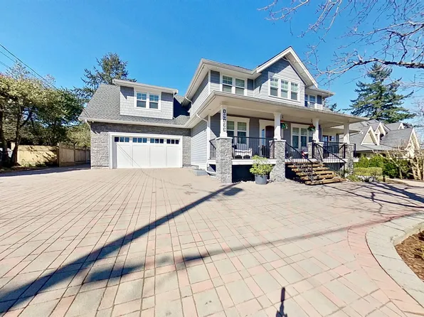 19123 60b Ave, Surrey, BC V3S 7T8