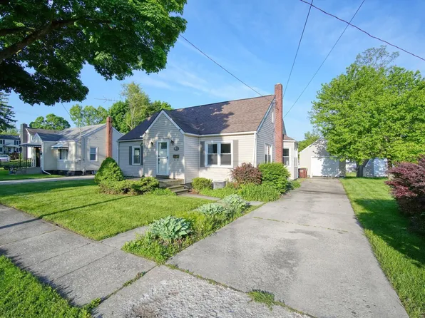 728 Dennis St, Adrian, MI 49221