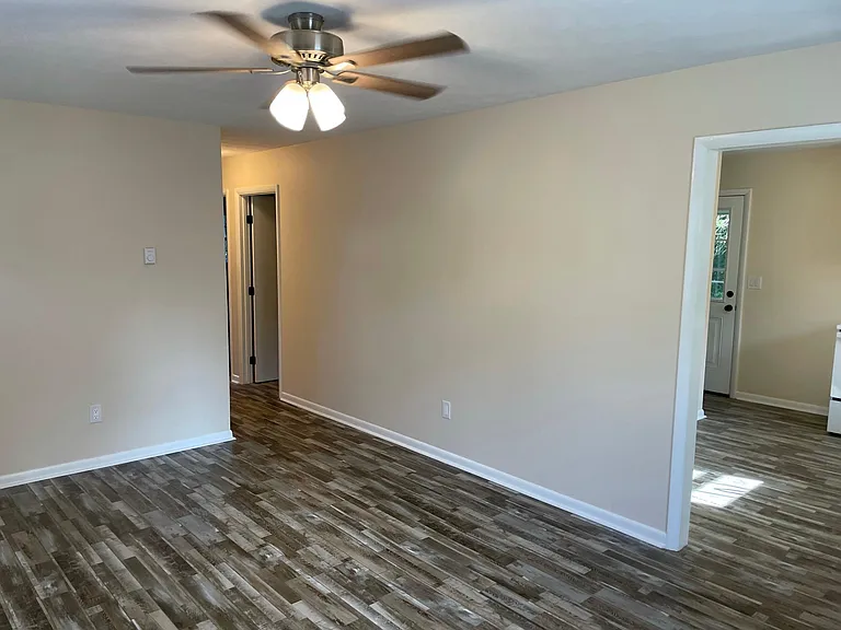 1712 Pierce St — Photo 13