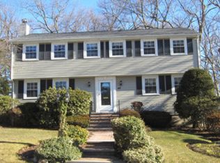 40 Damon Rd, Needham, MA 02494