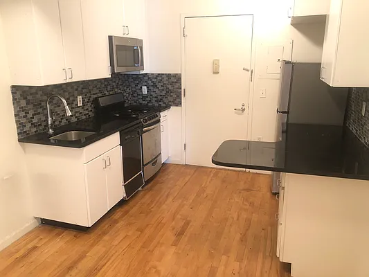 Rented by The Downtown LLC | media 11